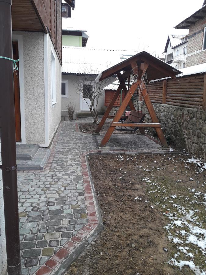 Sadyba Ellada Iaremcea Exterior foto